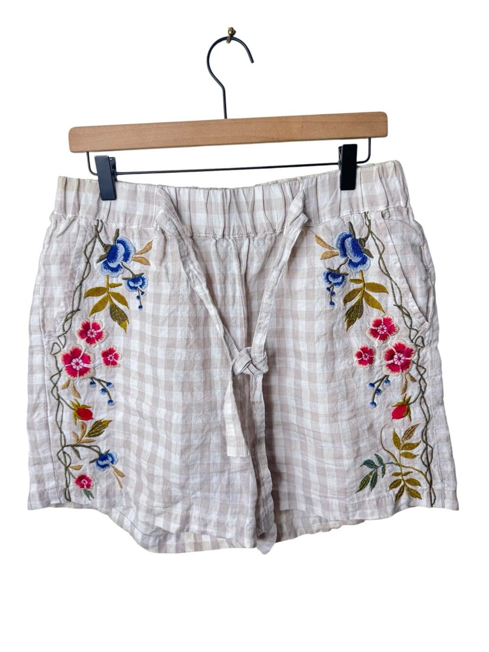JOHNNY WAS 100% Linen Gingham Floral Embroidered  Short Tan White Style W82123-4